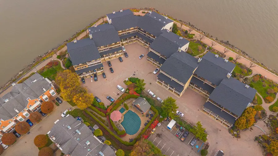 1225 RIVER RD #7D, Edgewater, NJ 07020 - #3