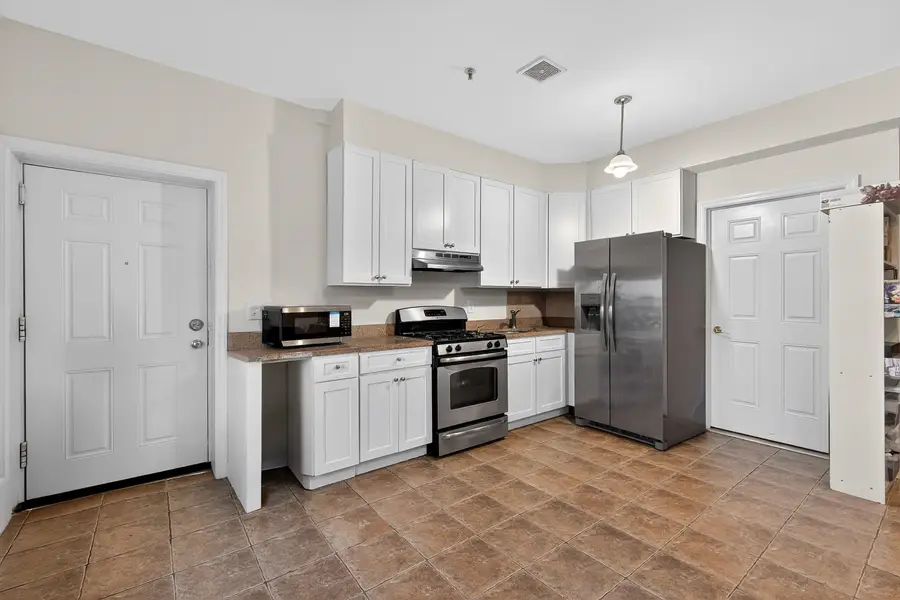 620 38TH ST #400, Union City, NJ 07087 - Image #2