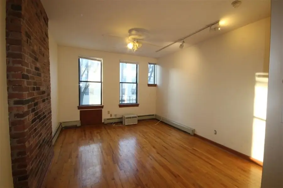 112 JEFFERSON ST #2S, Hoboken, NJ 07030 - Image #2