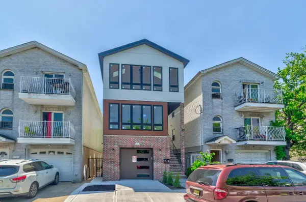 85 MYRTLE AVE #1, JC, Greenville, NJ 07305