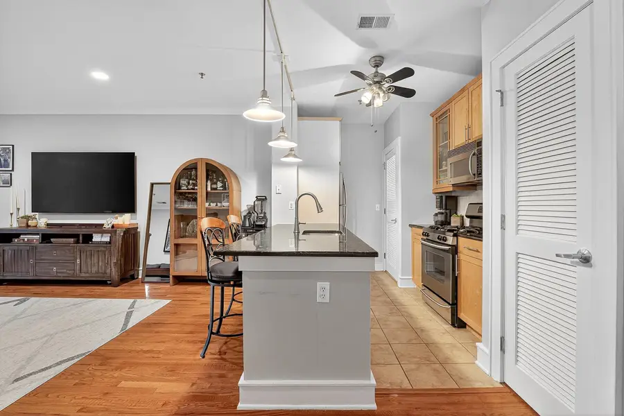 904 JEFFERSON ST #5C, Hoboken, NJ 07030 - Image #2