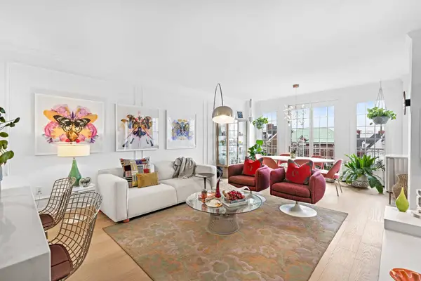 111 SHEARWATER CT EAST #33, JC, Bergen-Lafayett, NJ 07305