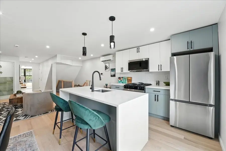 366 7TH ST #1, Jersey City, NJ 07302 - Image #2