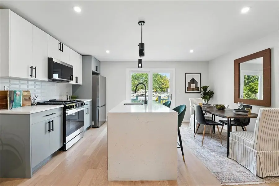 366 7TH ST #1, Jersey City, NJ 07302 - Image #3