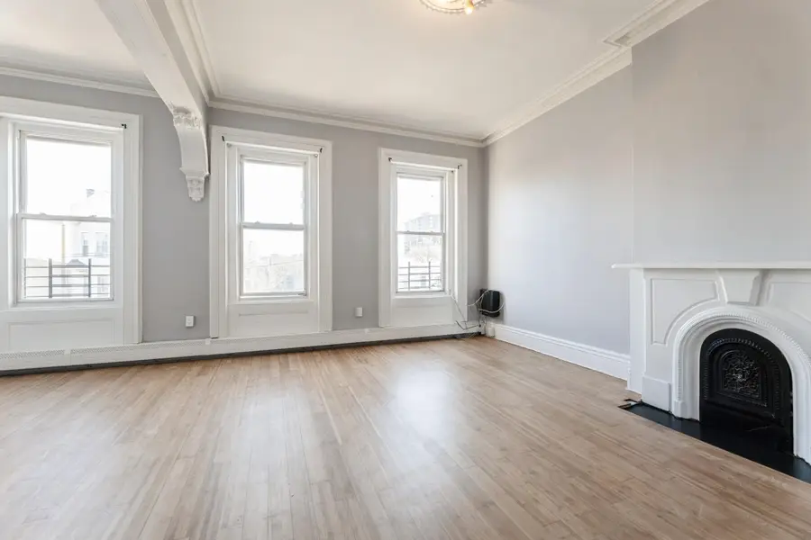 291 FORREST ST, Jersey City, NJ 07304 - Image #3