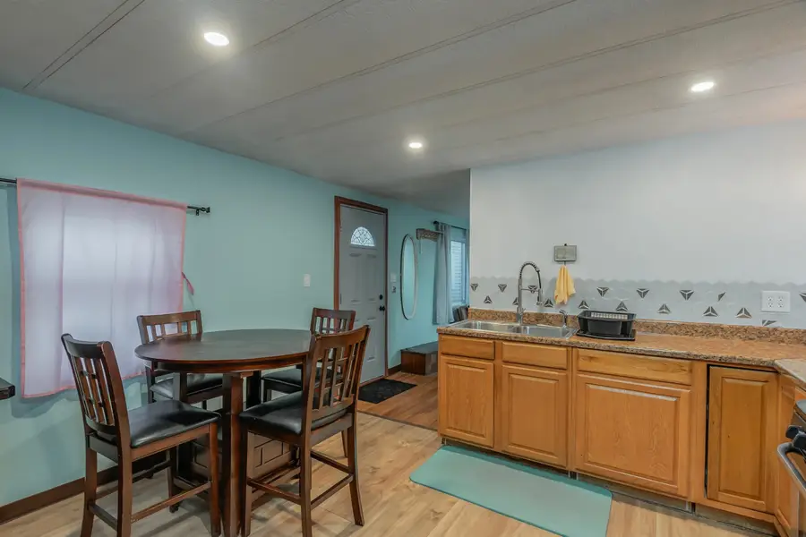 190 WEST 24TH ST, Bayonne, NJ 07002 - Image #3