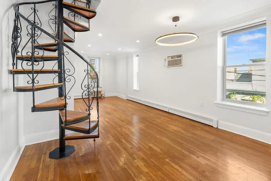 422 GRAND ST #3, Hoboken, NJ 07030 - Image #2