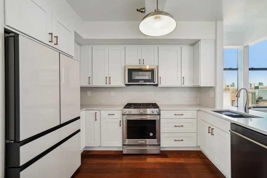 300 COMMUNIPAW AVE #310, Jersey City, NJ 07304 - Image #2