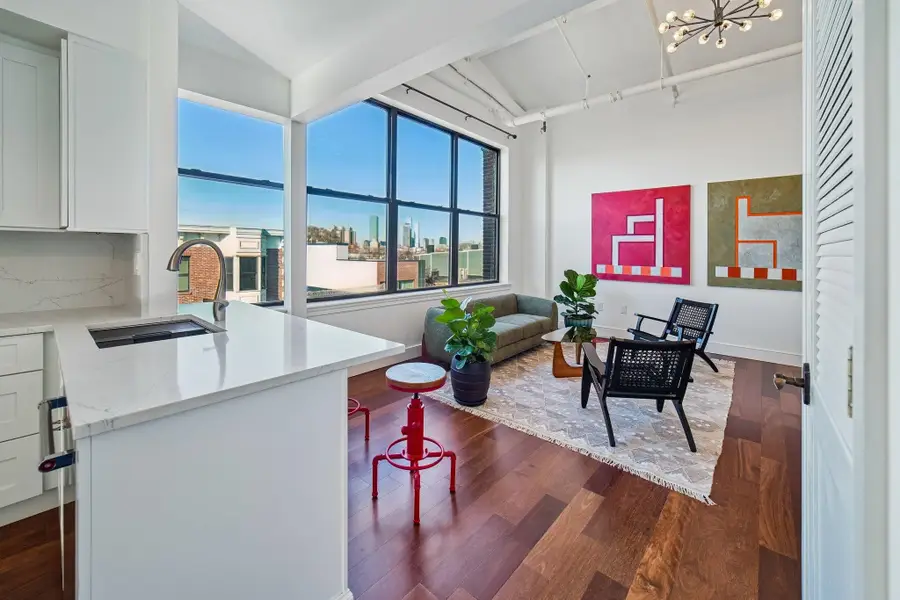 300 COMMUNIPAW AVE #310, Jersey City, NJ 07304 - Image #3