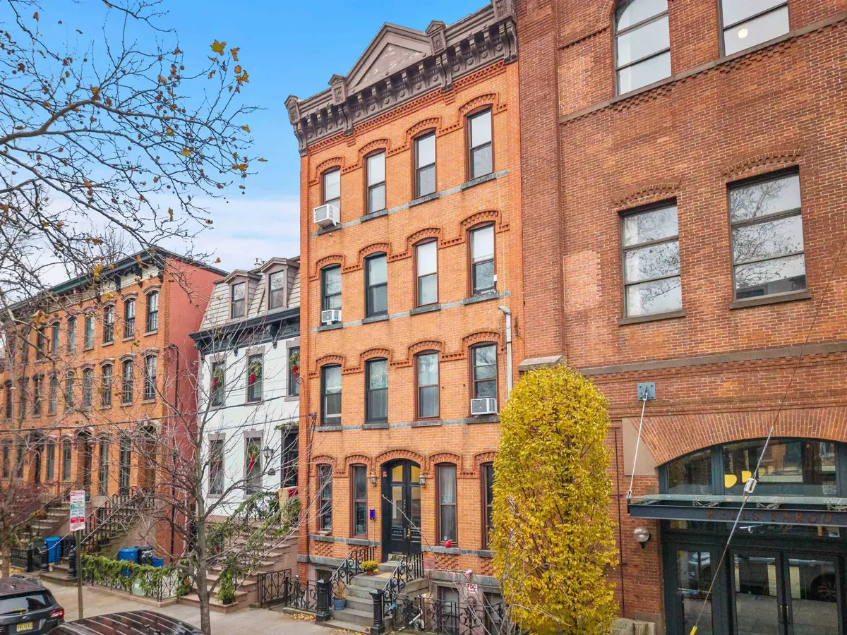 297 PAVONIA AVE #3B, Jersey City, NJ 07302 - Image #1