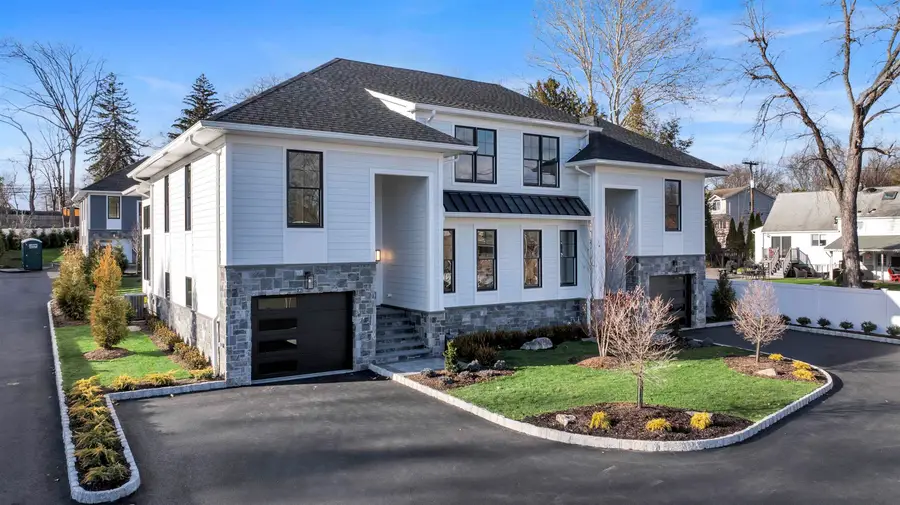 18 WILLIAM ST, Closter, NJ 07624 - Image #2