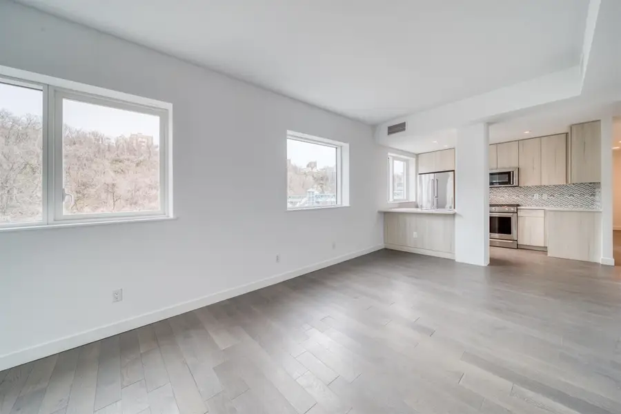 800 AVENUE AT PORT IMPERIAL #323, Weehawken, NJ 07086 - Image #2