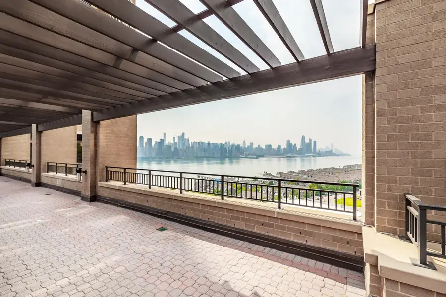 7000 BLVD EAST #11E, Guttenberg, NJ 07093 - Image #3