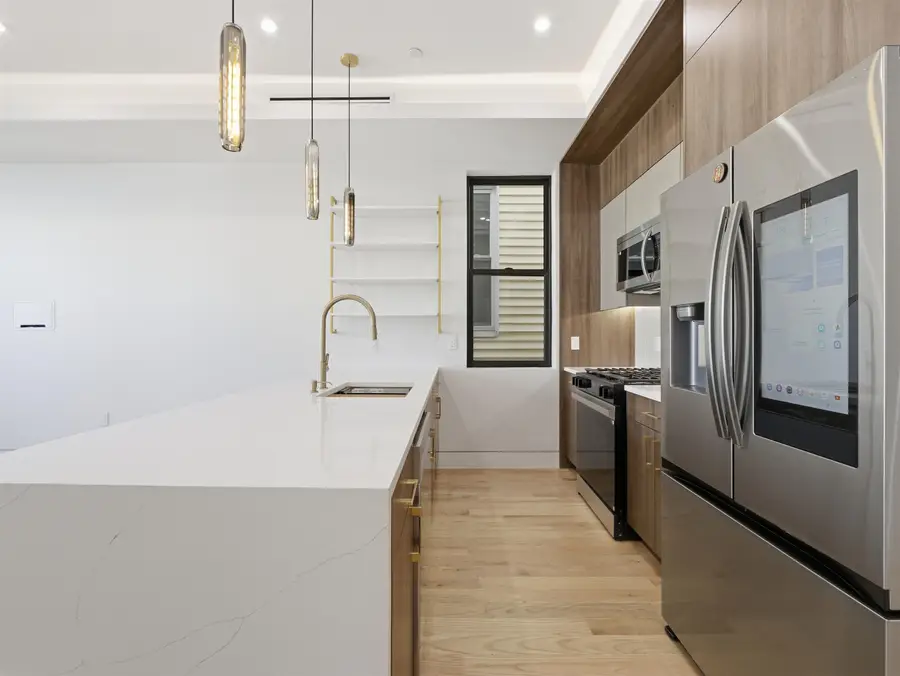 29 ARMSTRONG AVE #2L, Jersey City, NJ 07305 - Image #2