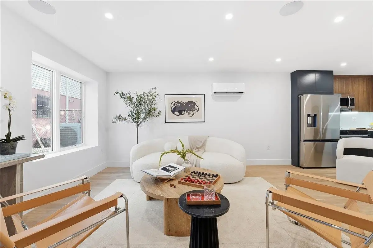 105 LAIDLAW AVE #4, Jersey City, NJ 07306 - Image #1