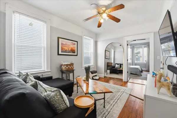 21 MYRTLE AVE, JC, Greenville, NJ 07305