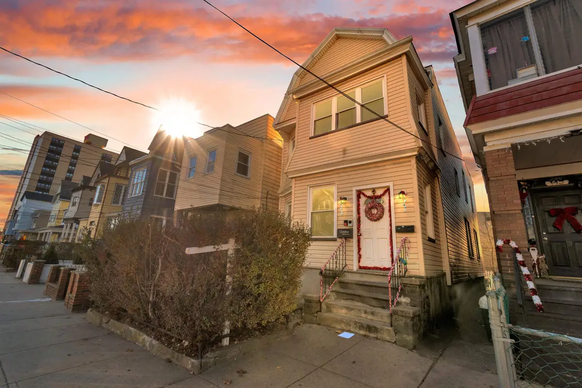 143 PEARSALL AVE, Jersey City, NJ 07305 - Image #1