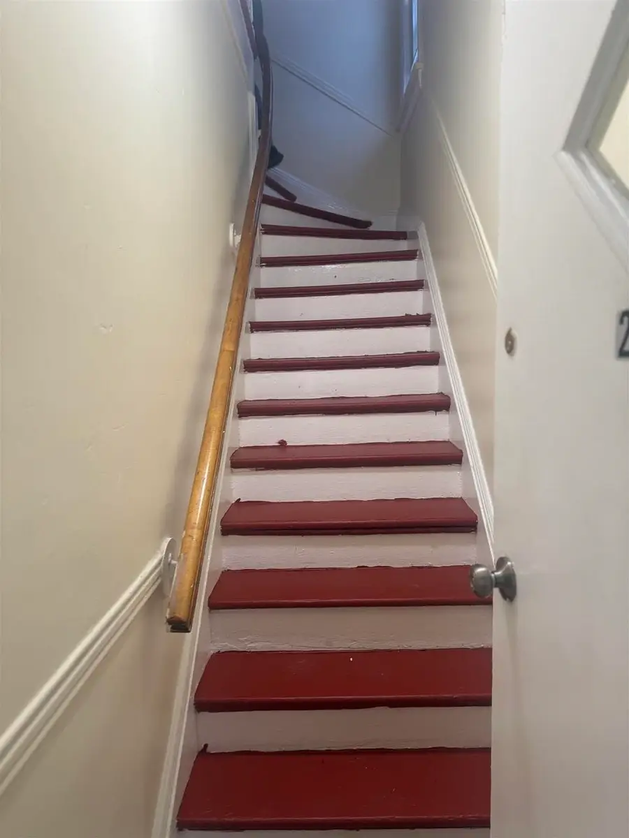 35 ARLINGTON AVE, Jersey City, NJ 07305 - Image #2