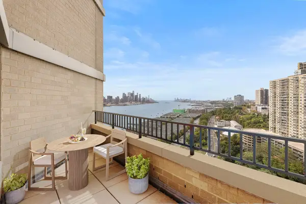 7002 BLVD EAST #32F, Guttenberg, NJ 07093