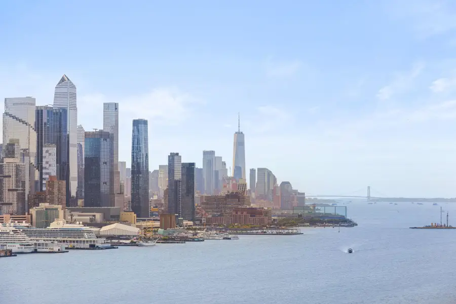 7002 BLVD EAST #32F, Guttenberg, NJ 07093 - Image #2