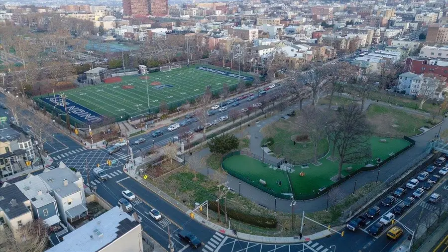 668 PALISADE AVE, Jersey City, NJ 07307 - Image #3