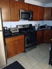 85 OAKLAND AVE #2, Jersey City, NJ 07307 - Image #2