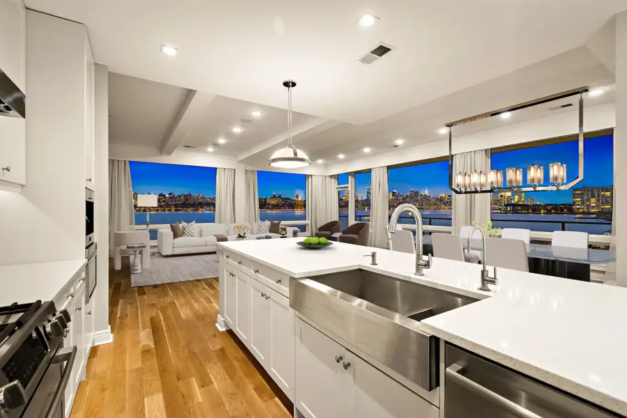 9 SOMERSET LANE #222, Edgewater, NJ 07020 - Image #3