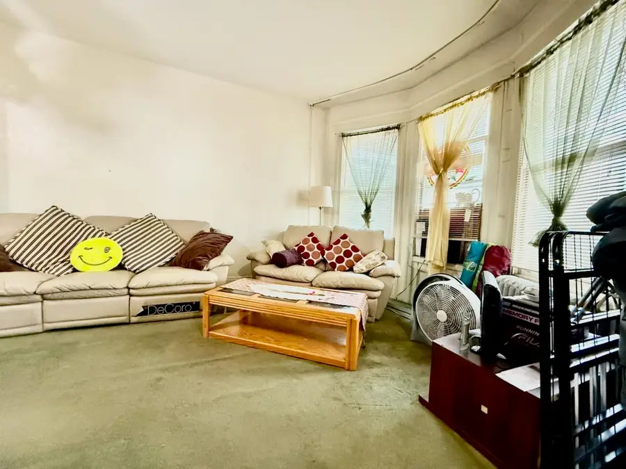 253 JEWETT AVE, Jersey City, NJ 07304 - Image #3