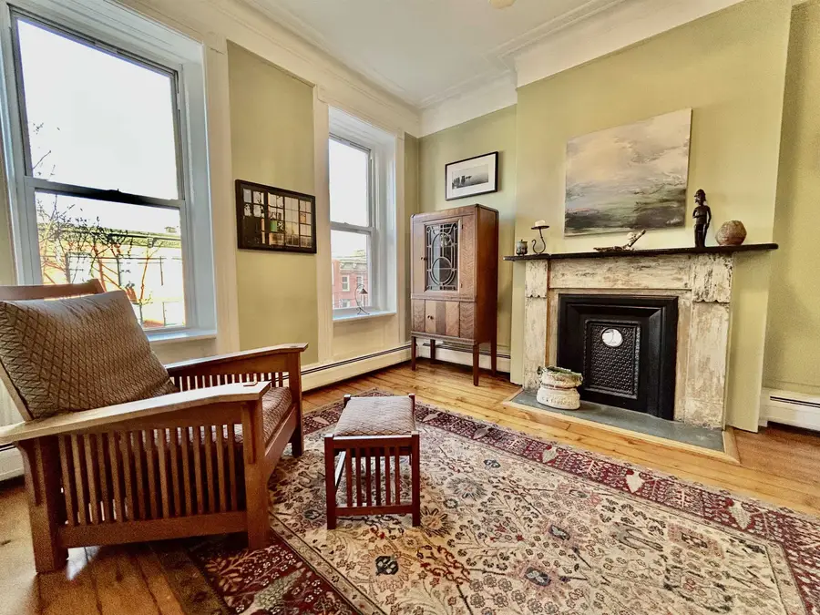 237 3RD ST #3L, Jersey City, NJ 07302 - Image #3