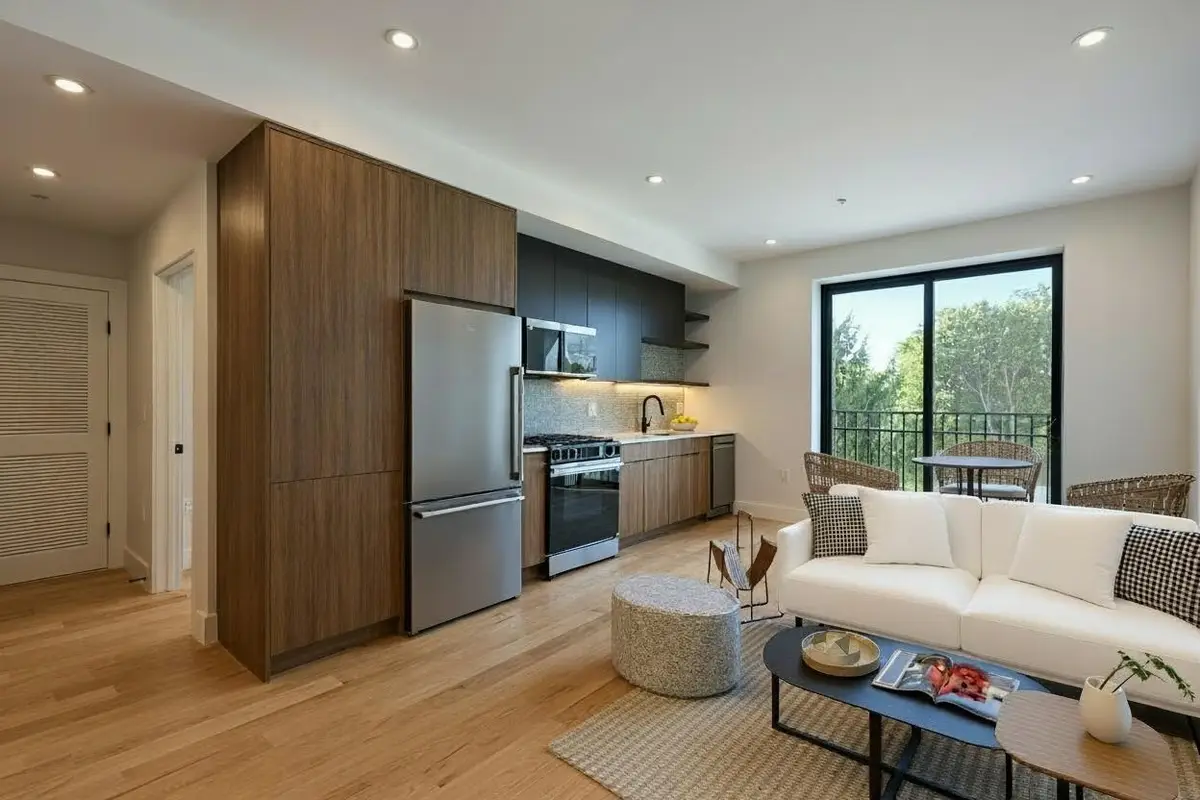 433 CENTRAL AVE #2A, Jersey City, NJ 07307 - Image #1