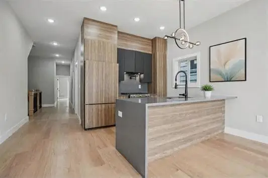 68 THORNE ST, Jersey City, NJ 07307 - Image #2