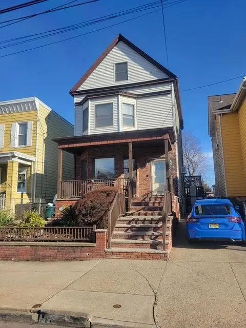 126 LORD AVE, Bayonne, NJ 07002 - #2