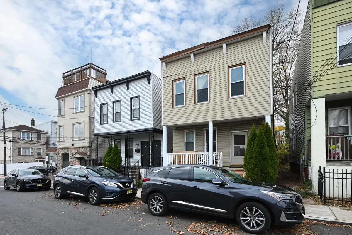 241 RANDOLPH AVE, Jersey City, NJ 07304 - Image #1