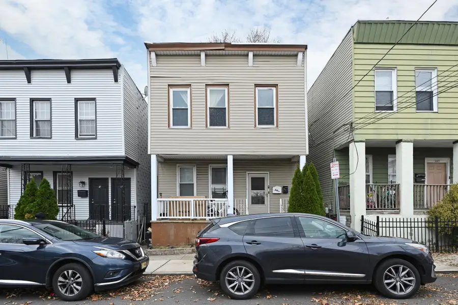 241 RANDOLPH AVE, Jersey City, NJ 07304 - Image #3