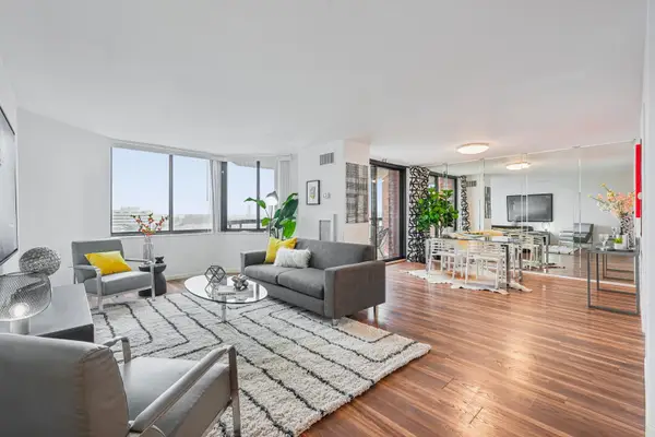 530 HARMON COVE TOWER #530, Secaucus, NJ 07094