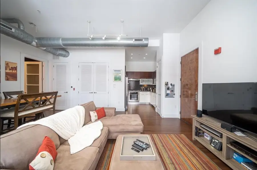 650 MONTGOMERY ST #401, Jersey City, NJ 07306 - Image #3