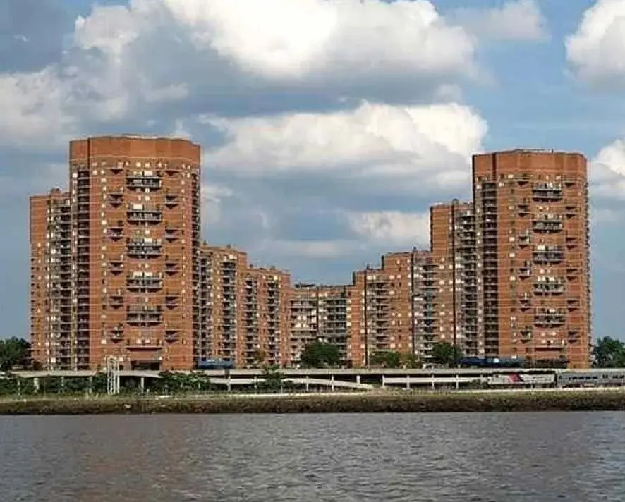2138 HARMON COVE TOWER, Secaucus, NJ 07094 - Image #3