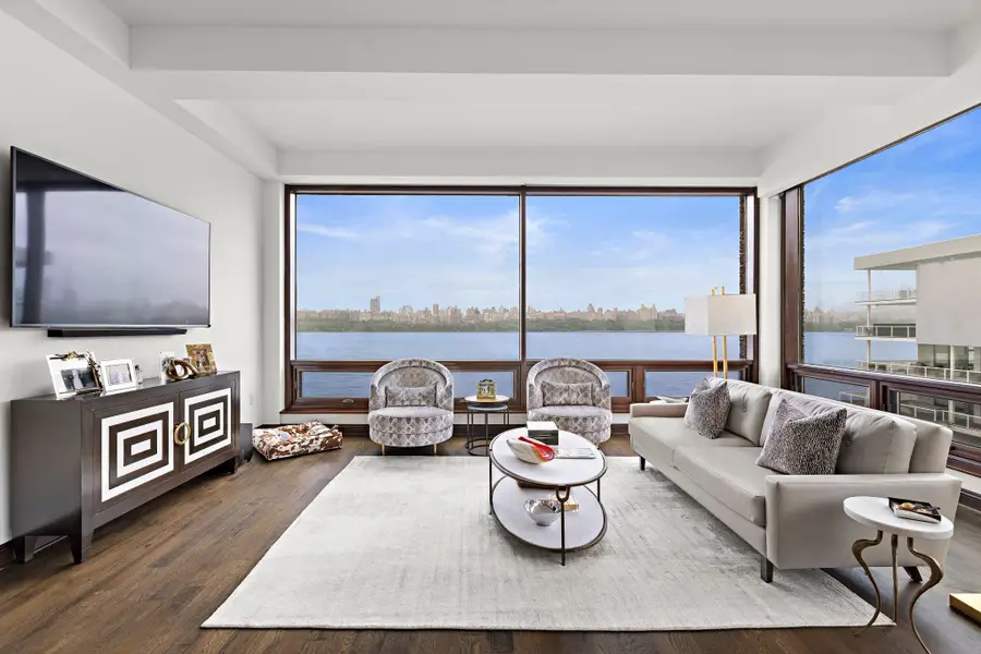 9 SOMERSET LANE #501, Edgewater, NJ 07020 - Image #2