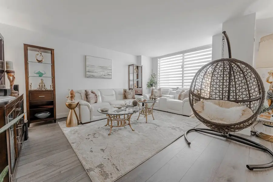 806 HARMON COVE TOWER #Secaucus, Secaucus, NJ 07094 - Image #2