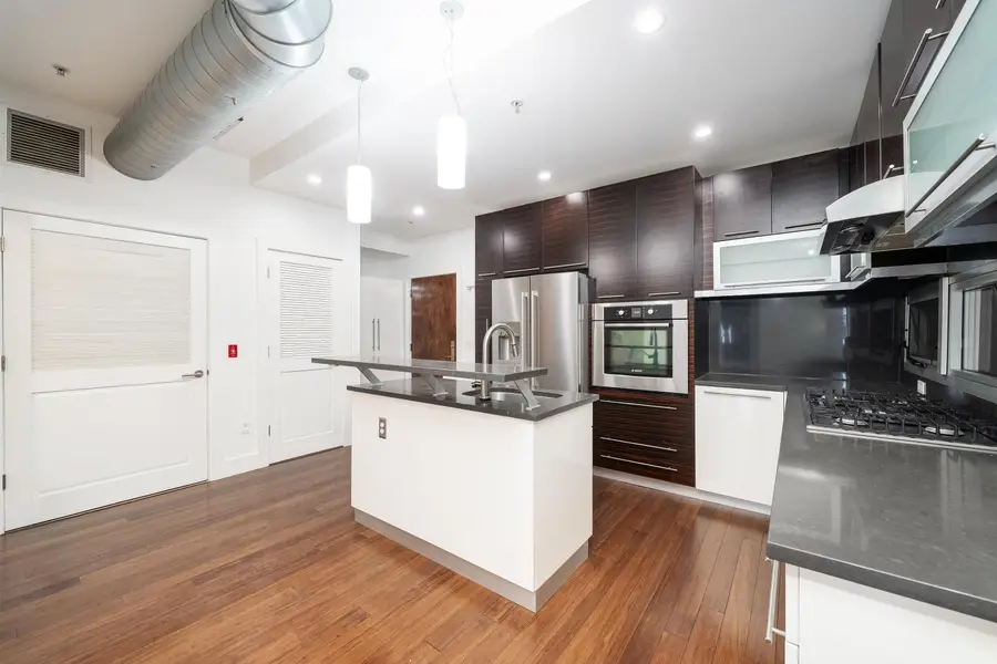 650 MONTGOMERY ST #306, Jersey City, NJ 07306 - Image #2