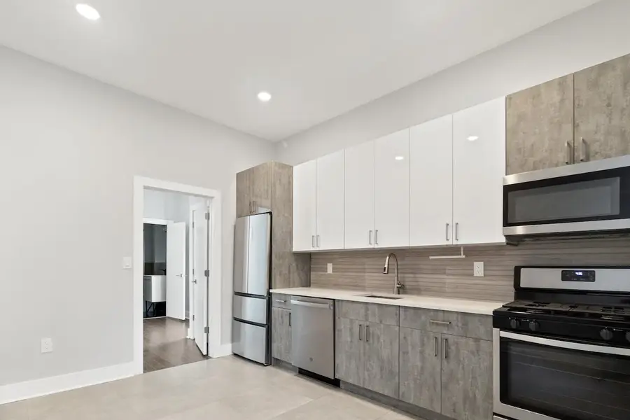 21 HANCOCK AVE #3, Jersey City, NJ 07307 - Image #2