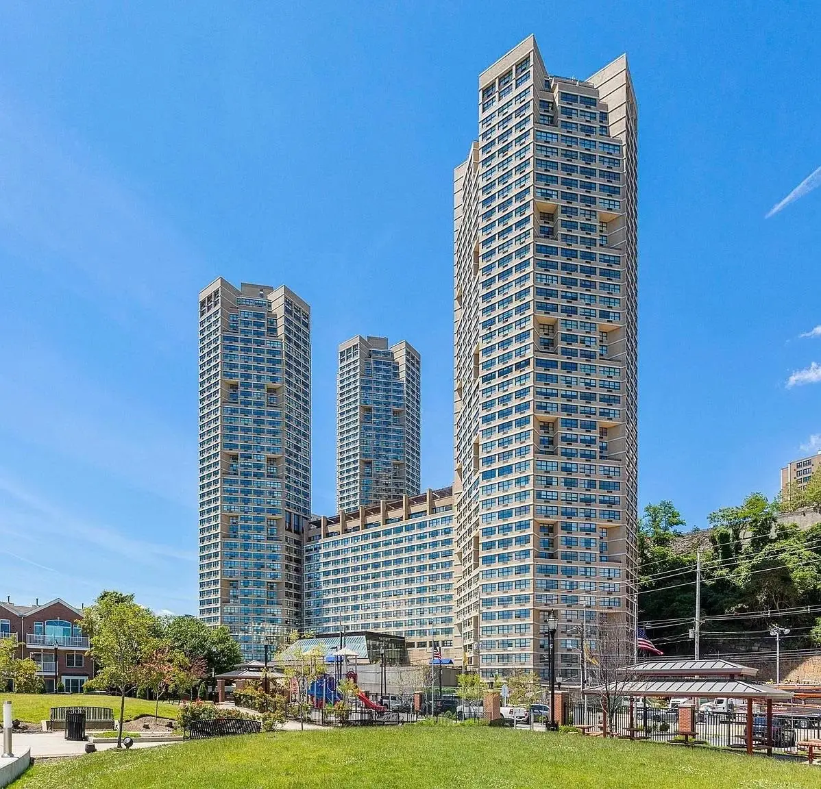 7002 BOULEVARD #3F, Guttenberg, NJ 07093 - #1