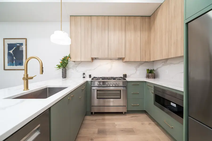 100 WEBSTER AVE #1, Jersey City, NJ 07307 - Image #3