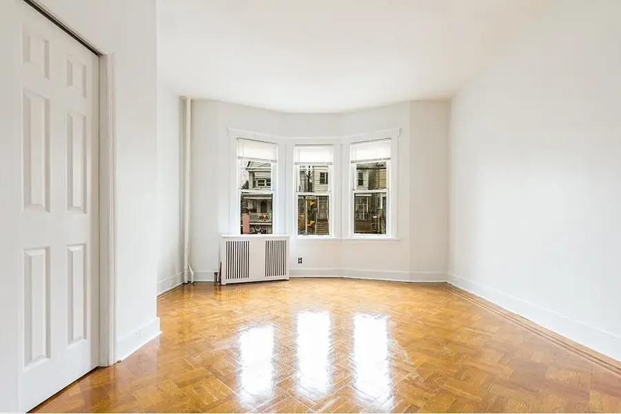 203 VIRGINIA AVE, Jersey City, NJ 07304 - Image #2