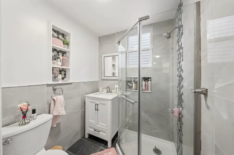 4616 MEADOWVIEW AVE, North Bergen, NJ 07047 - Image #2