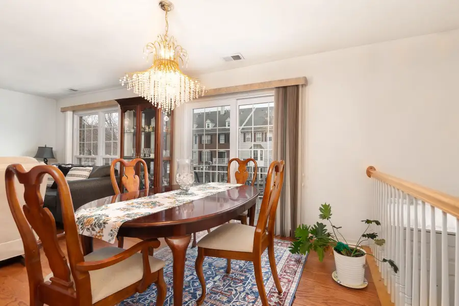 15 BUTTERNUT ST, Jersey City, NJ 07305 - Image #2