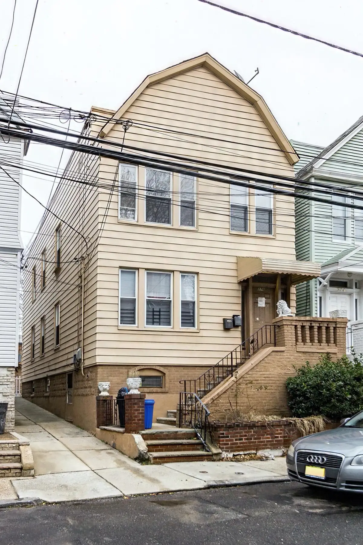 276 WINFIELD AVE, Jersey City, NJ 07305 - Image #1