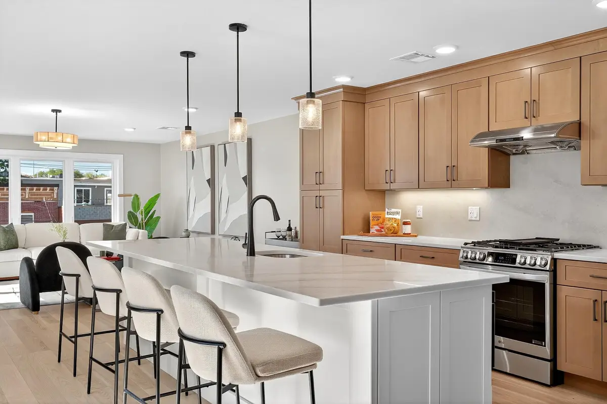 29 WEST 9TH ST, Bayonne, NJ 07002 - Image #1