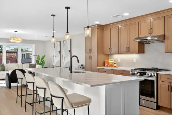 29 WEST 9TH ST, Bayonne, NJ 07002