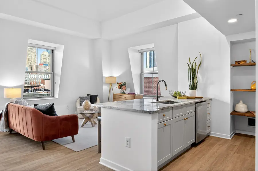 149 ESSEX ST #6B, Jersey City, NJ 07302 - Image #2